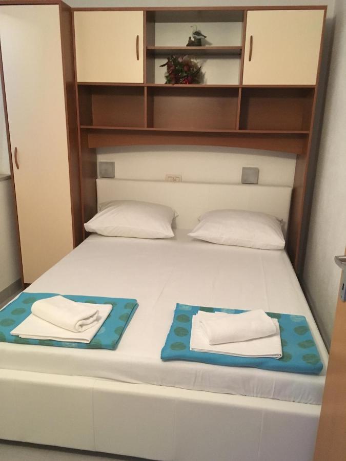 Apartments By The Sea Promajna, Makarska - 2673 Экстерьер фото